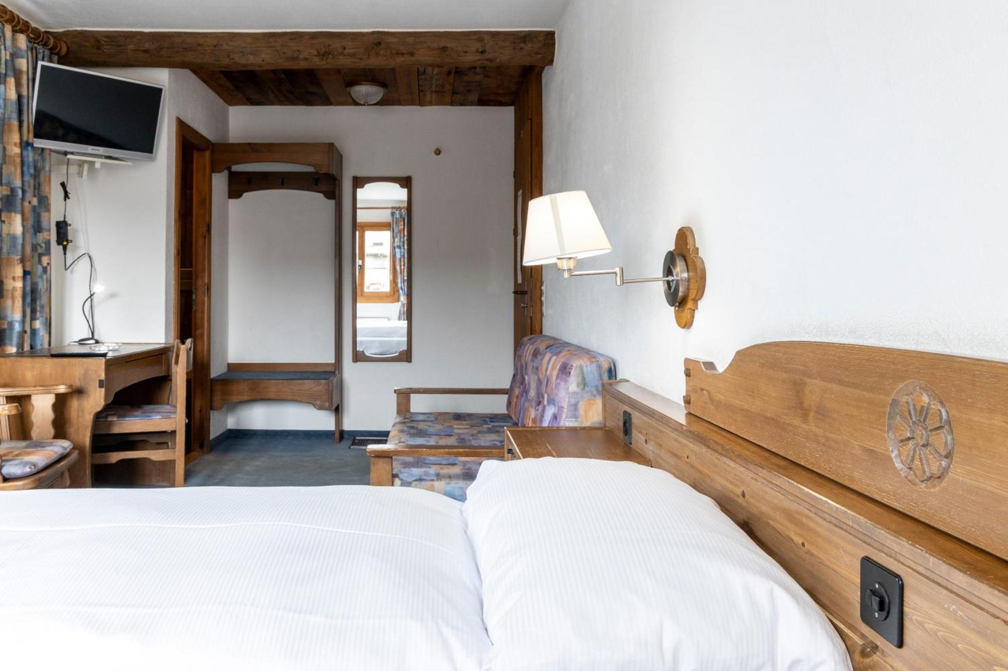Hotel Chesa Grischa Sils Baselgia Ngoại thất bức ảnh