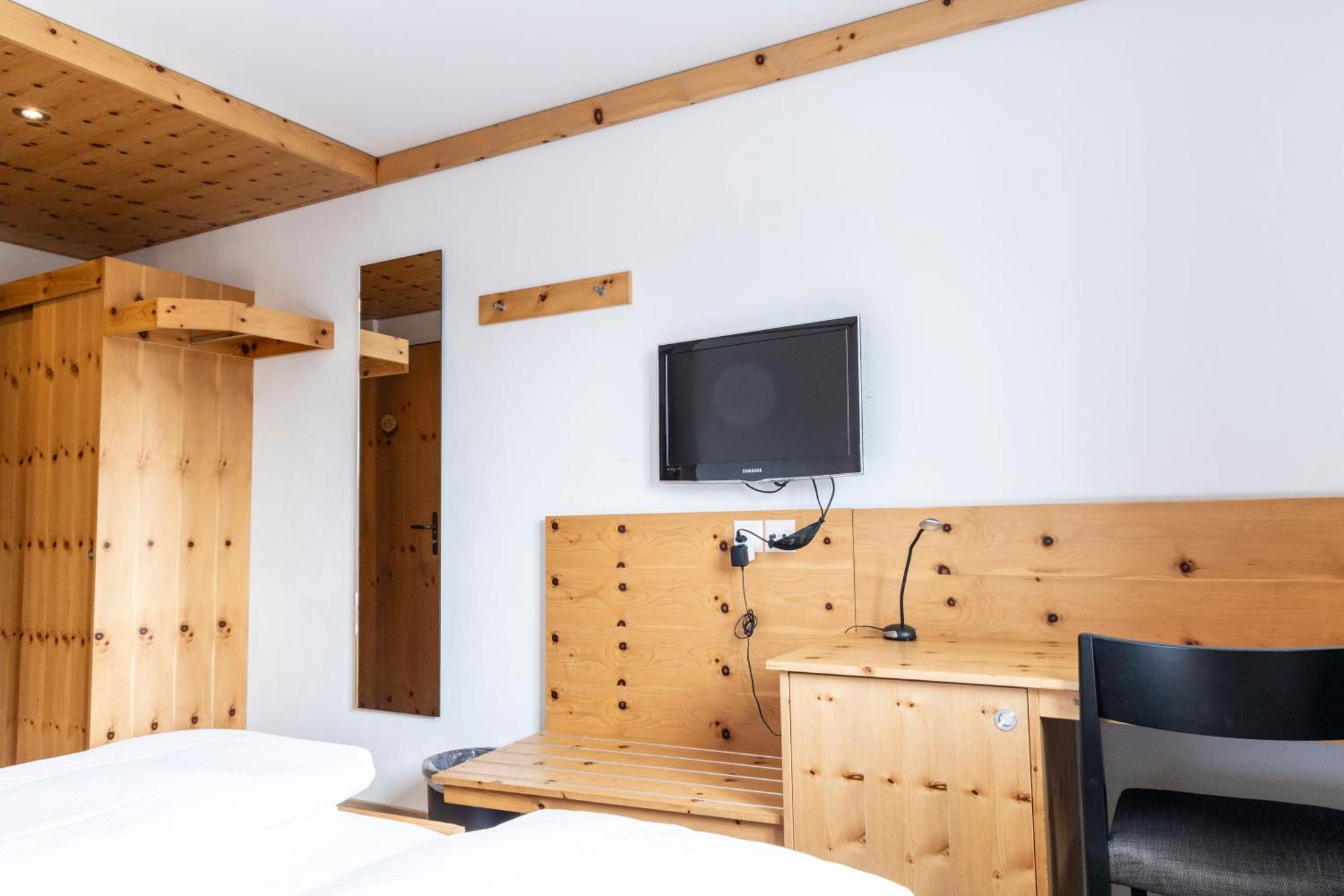Hotel Chesa Grischa Sils Baselgia Ngoại thất bức ảnh